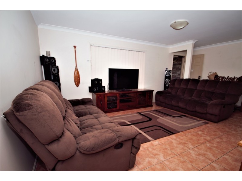 1 Daniella Drive, Marsden QLD 4132