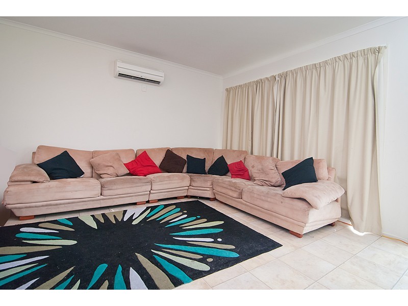 90 Macarthy Drive, Marsden QLD 4132