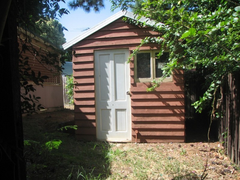 102 LYNDALE ST, Daisy Hill QLD 4127