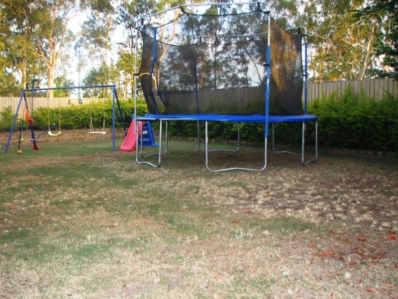 25 Debanie Ct, Marsden QLD 4132