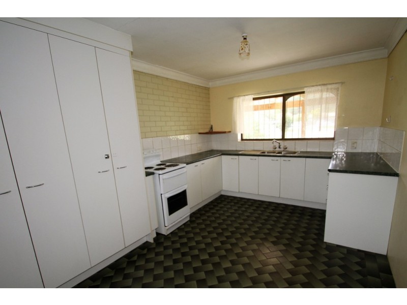 699 Kingston Rd, Waterford West QLD 4133