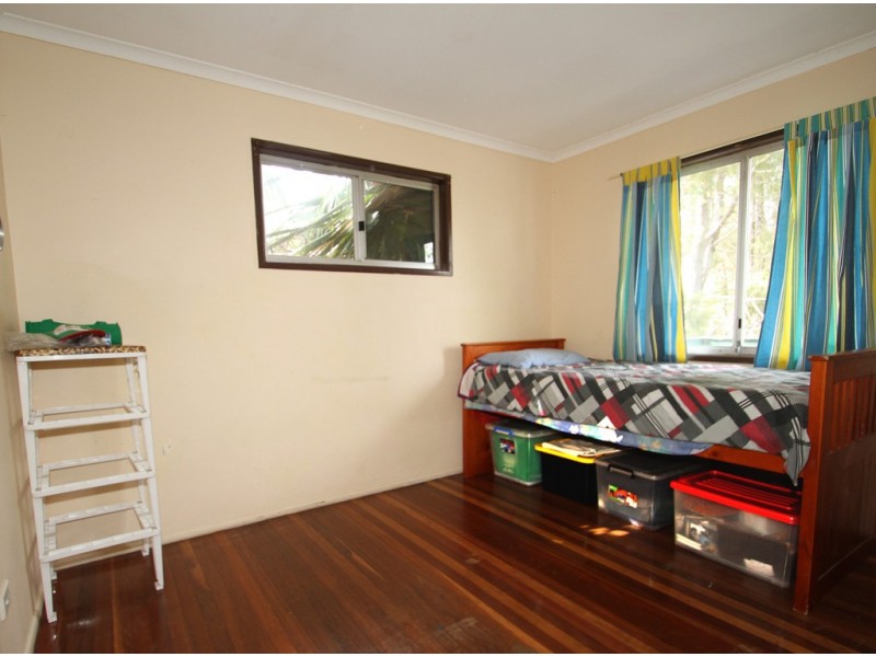 8 Bellatrix Drive, Kingston QLD 4114