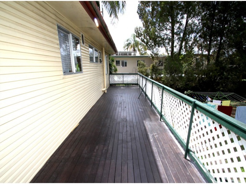 8 Bellatrix Drive, Kingston QLD 4114