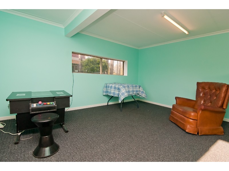 11 Leanne Street, Marsden QLD 4132