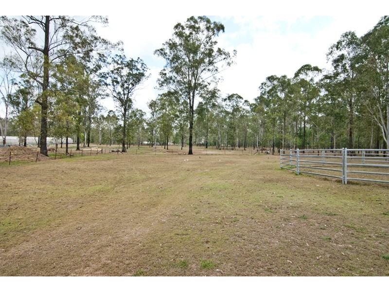 35-39 Mahogany Road, Munruben QLD 4125