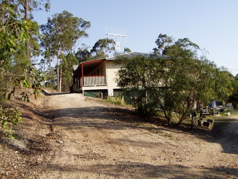 518 Beckmanns Road, Glenwood QLD 4570