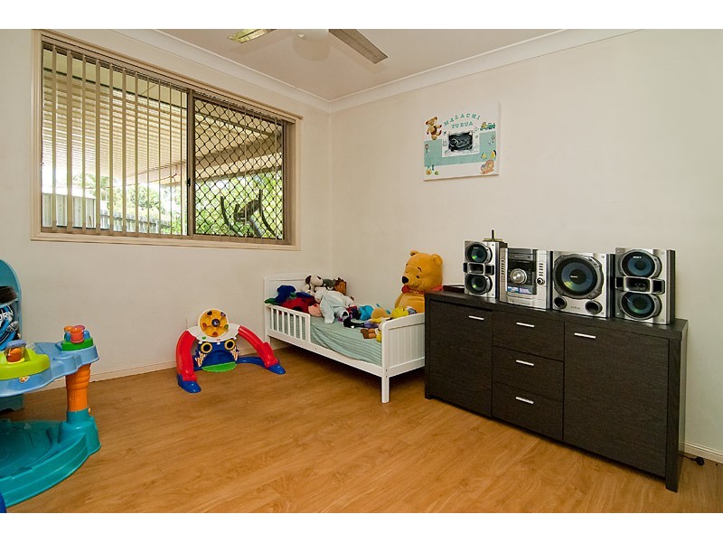 61 Julie Street, Crestmead QLD 4132