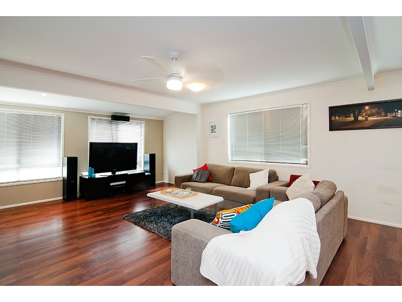 25 Maple Street, Marsden QLD 4132