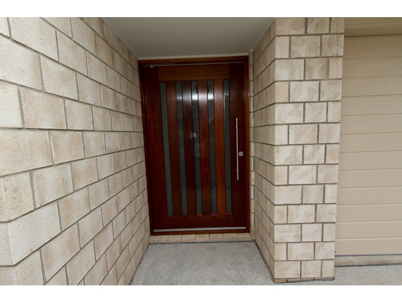 5 Brendan Thorne Place, Marsden QLD 4132