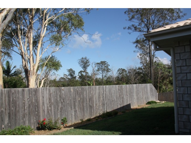 5 Brendan Thorne Place, Marsden QLD 4132