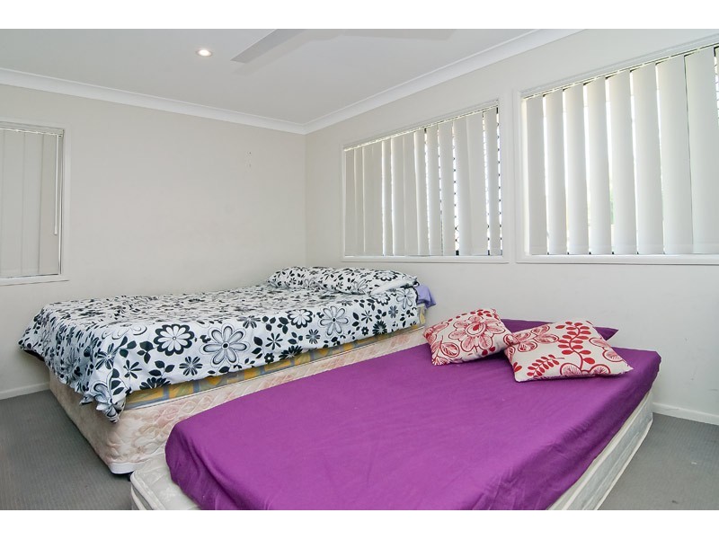 1 Crestview Street, Loganlea QLD 4131