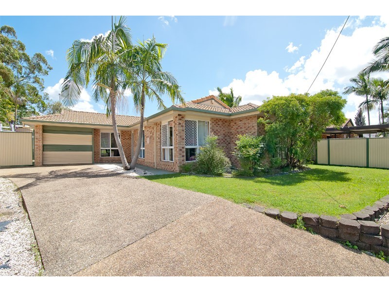 211 Chambers Flat Rd, Crestmead QLD 4132