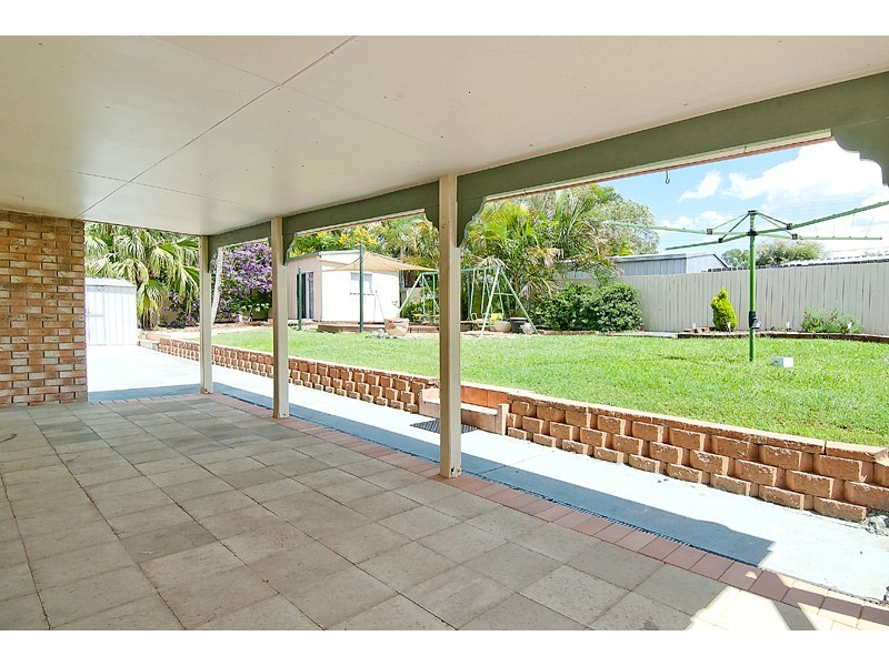 211 Chambers Flat Rd, Crestmead QLD 4132