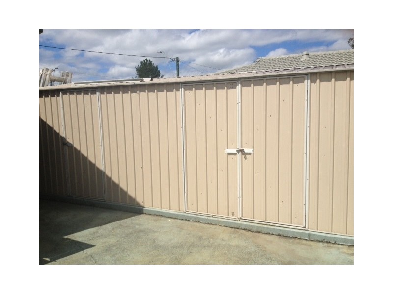 211 Chambers Flat Rd, Crestmead QLD 4132