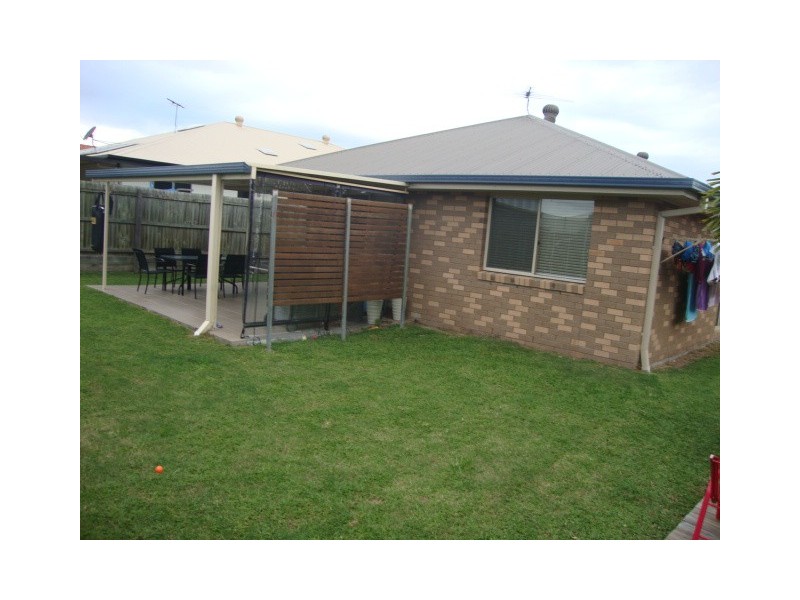 11 Shamrock Street, Crestmead QLD 4132