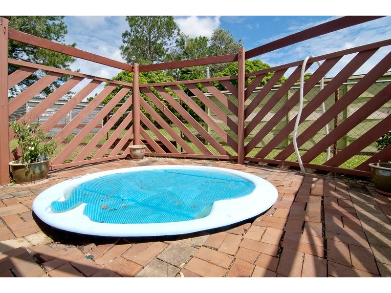 16 Edith Street, Kingston QLD 4114