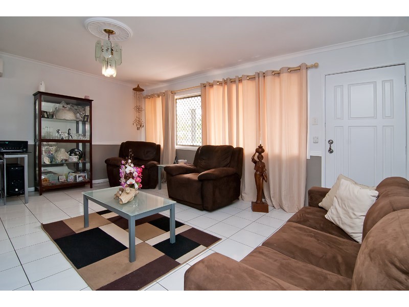 16 Edith Street, Kingston QLD 4114