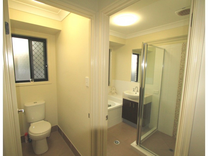 17 Leatrice Street, Marsden QLD 4132