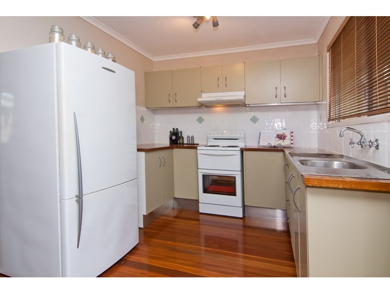 8 Heidi Street, Marsden QLD 4132