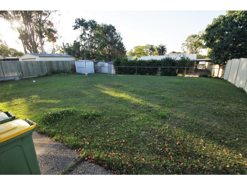 19 LOVE ST, Crestmead QLD 4132