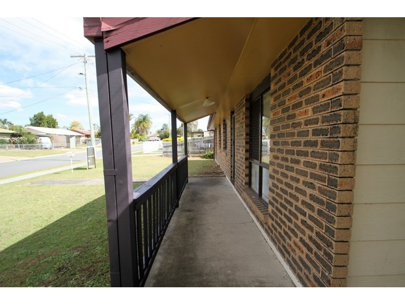 19 LOVE ST, Crestmead QLD 4132