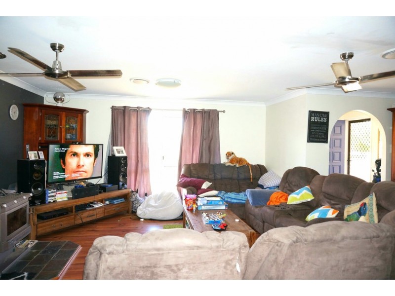 11 MAHONIA CT, Crestmead QLD 4132