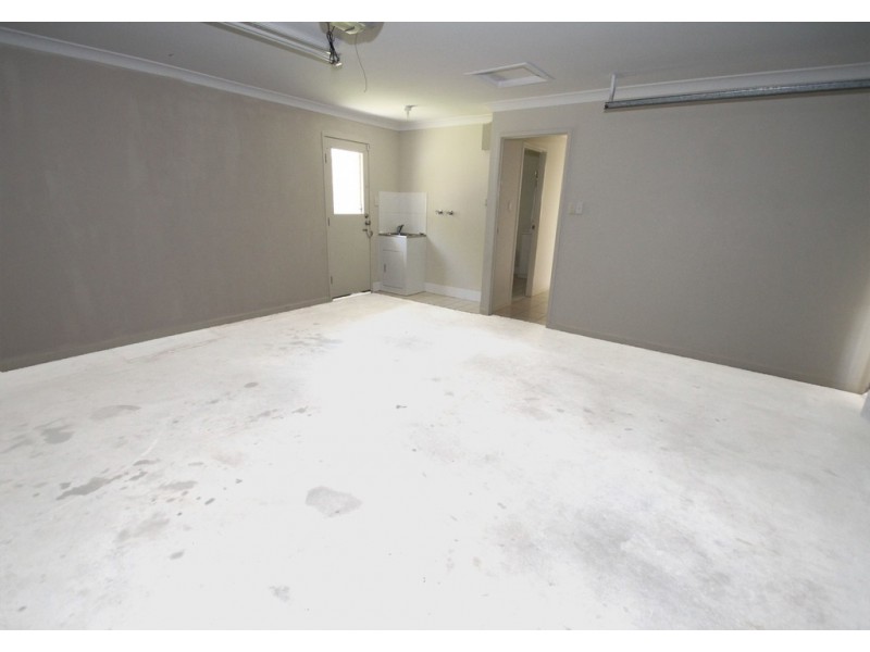 7 SERENITY CT, Crestmead QLD 4132