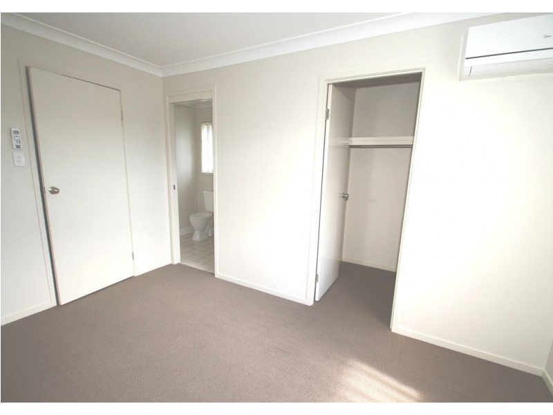 7 SERENITY CT, Crestmead QLD 4132