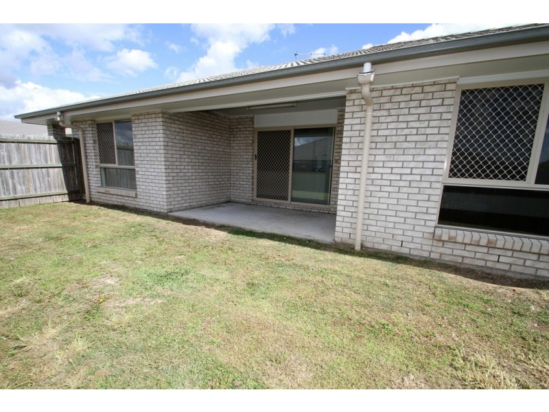 7 SERENITY CT, Crestmead QLD 4132