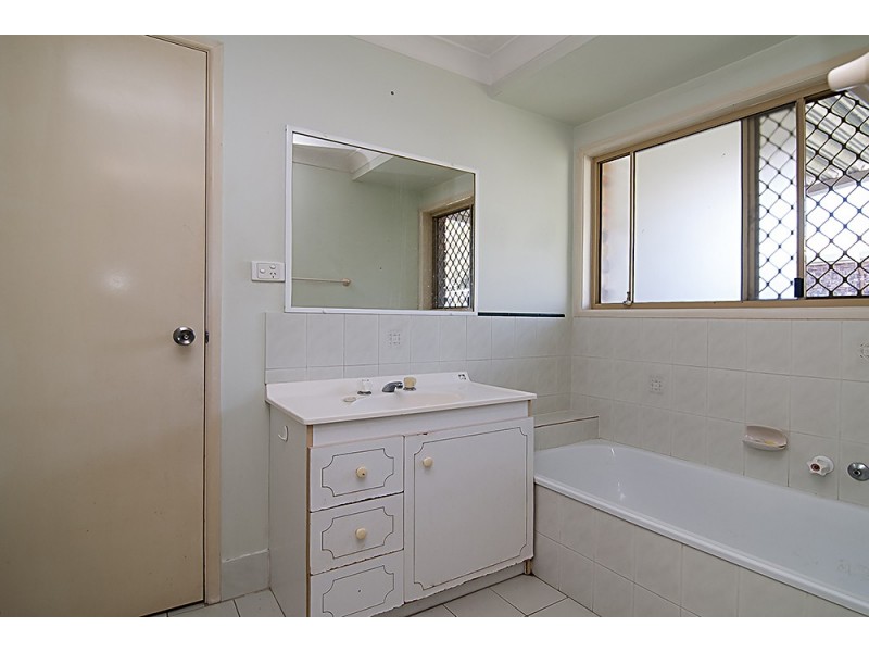 2 Paluma court, Marsden QLD 4132
