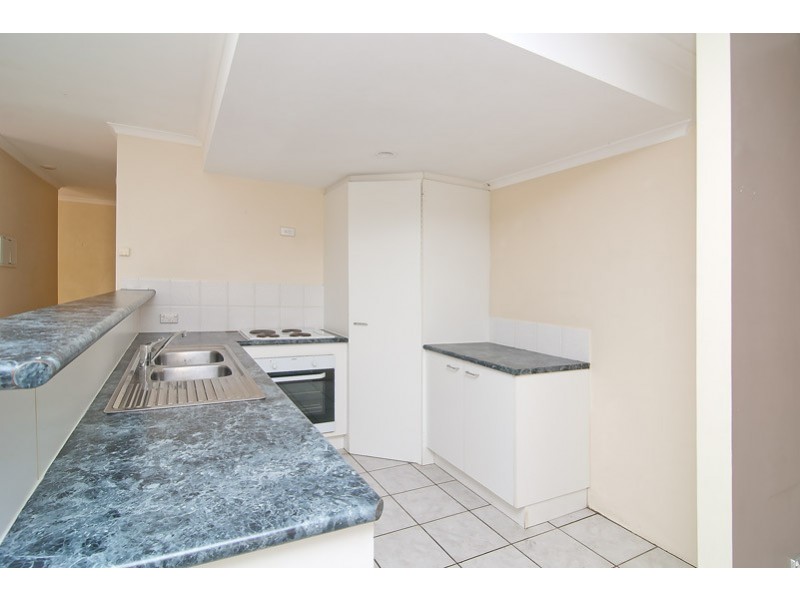 8/61 Harburg Drive, Beenleigh QLD 4207