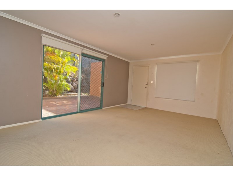 8/61 Harburg Drive, Beenleigh QLD 4207