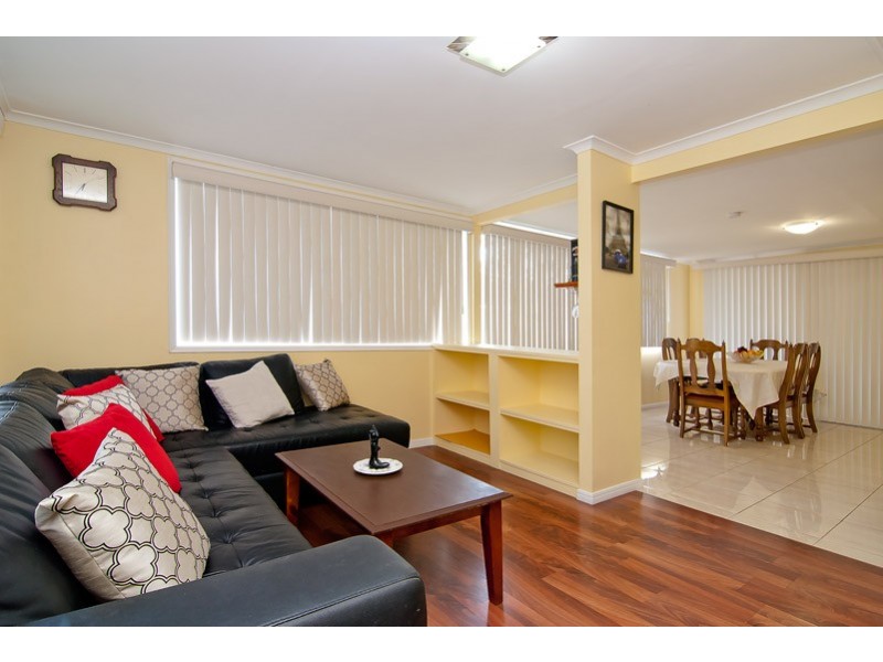 17 Peppermint Street, Crestmead QLD 4132