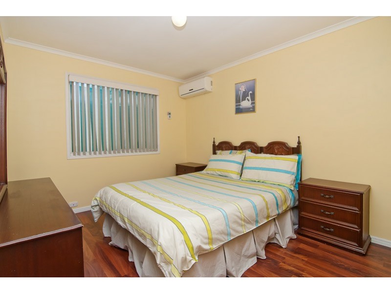 17 Peppermint Street, Crestmead QLD 4132