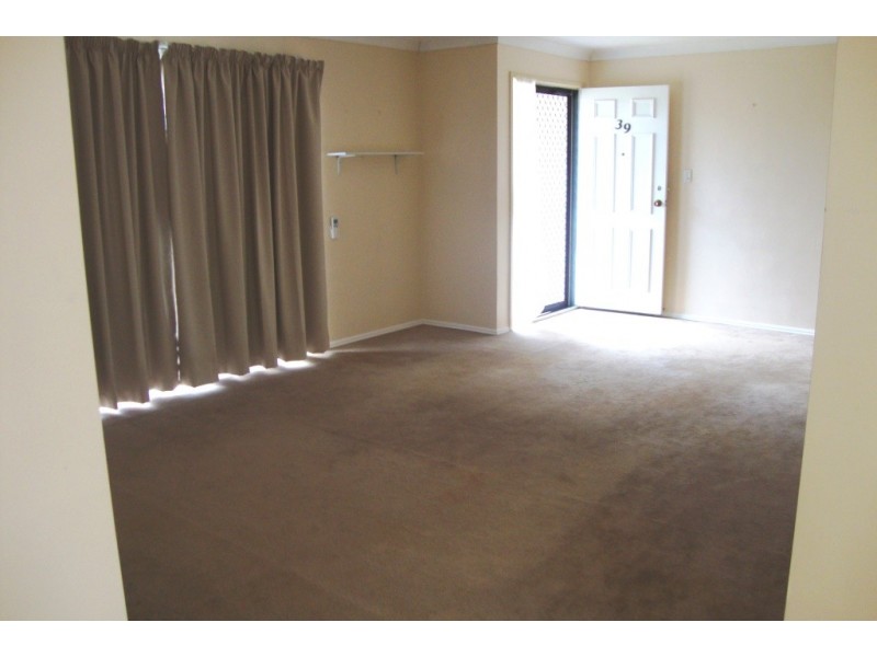 39 IRONWOOD ST, Crestmead QLD 4132