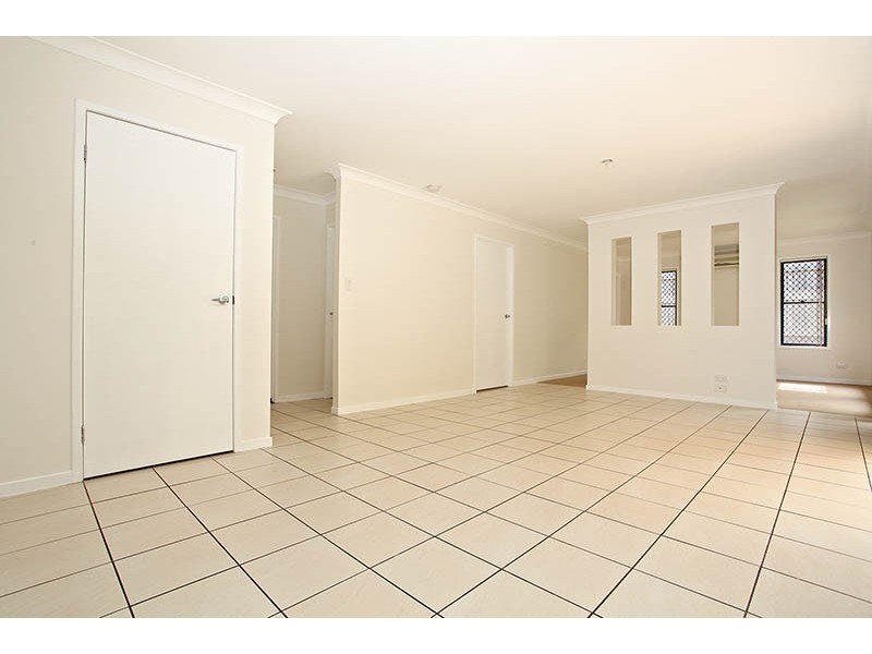 54 Judith Street, Crestmead QLD 4132