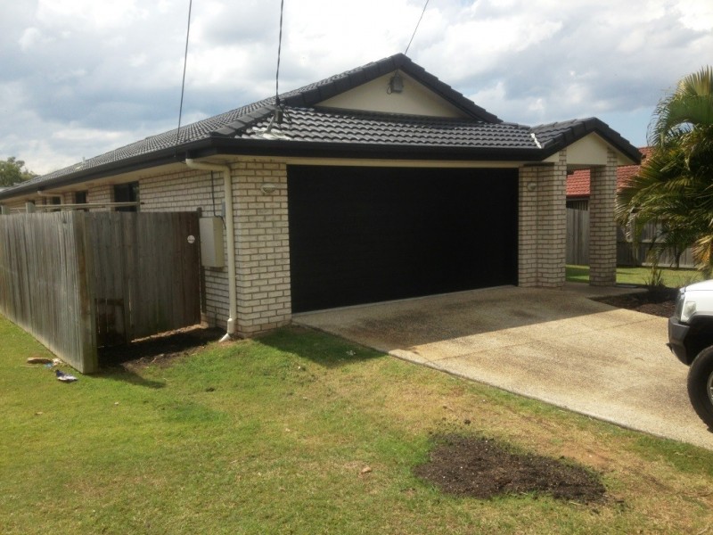 44 PINELANDS, Loganlea QLD 4131