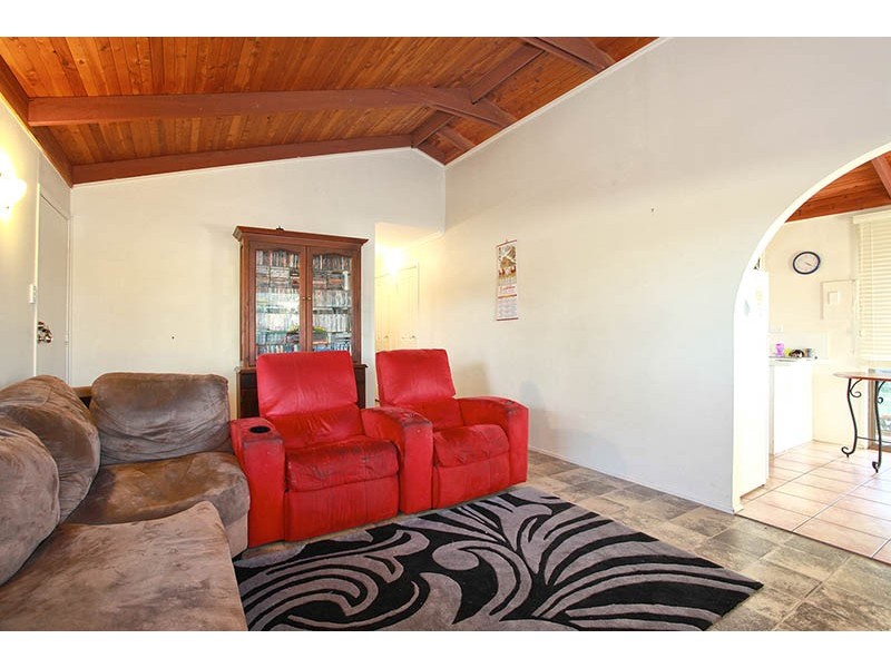 7 Short Street, Loganlea QLD 4131