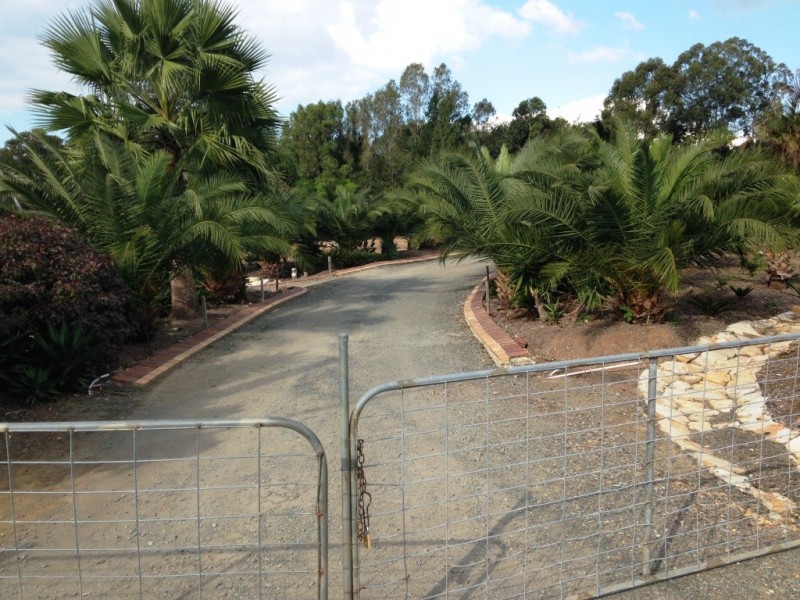 90 HENDERSON STREET, Logan Reserve QLD 4133