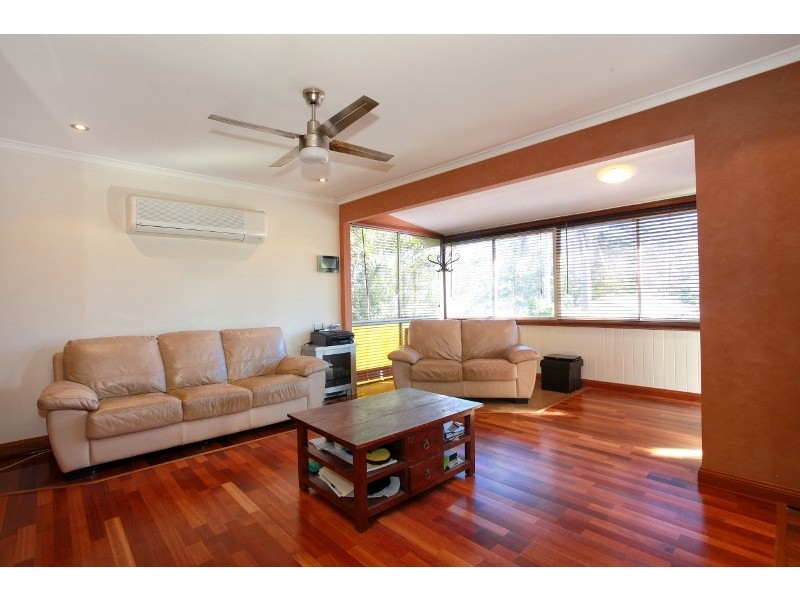 8 Marisa Street, Marsden QLD 4132