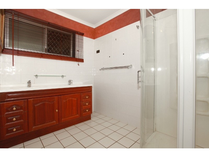 8 Marisa Street, Marsden QLD 4132