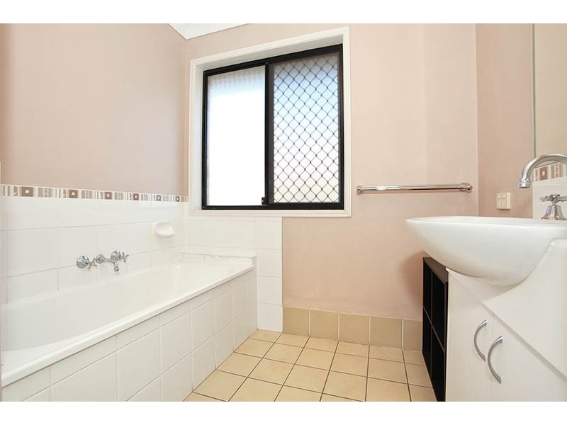 13 Judith Street, Crestmead QLD 4132