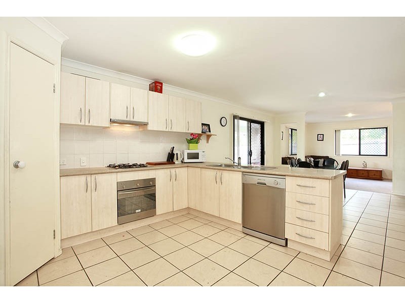 24 Hurst Street, Crestmead QLD 4132