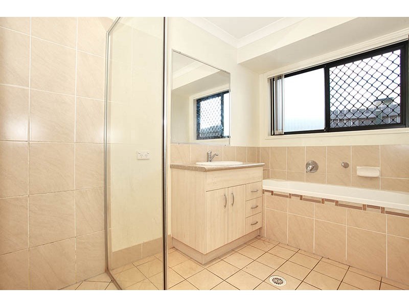 24 Hurst Street, Crestmead QLD 4132