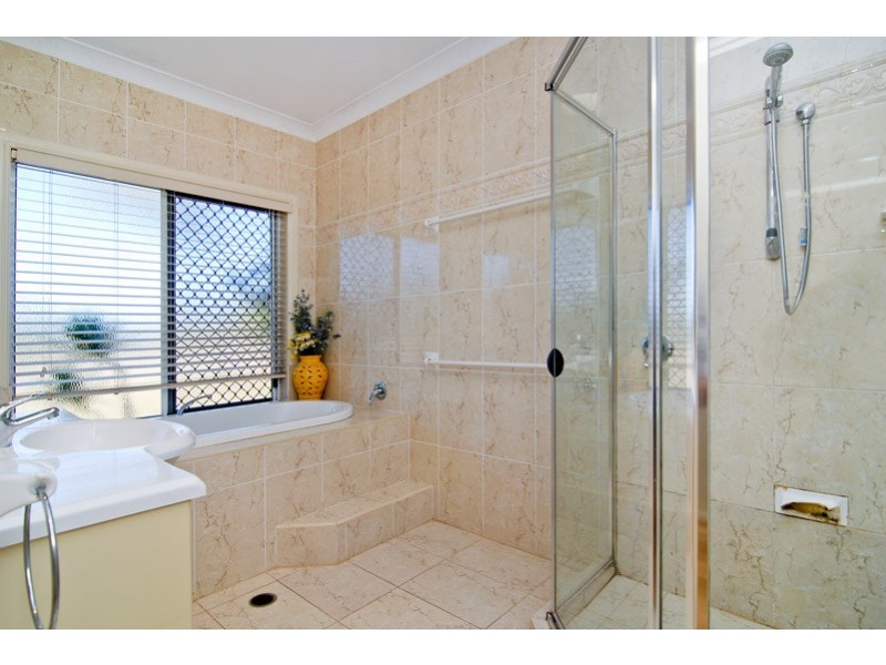 197 Equestrian Drive, New Beith QLD 4124