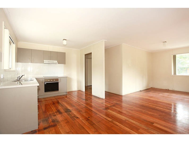 18 Capella Street, Kingston QLD 4114