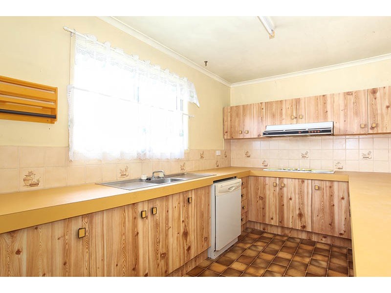 15 Fawcett Street, Kingston QLD 4114