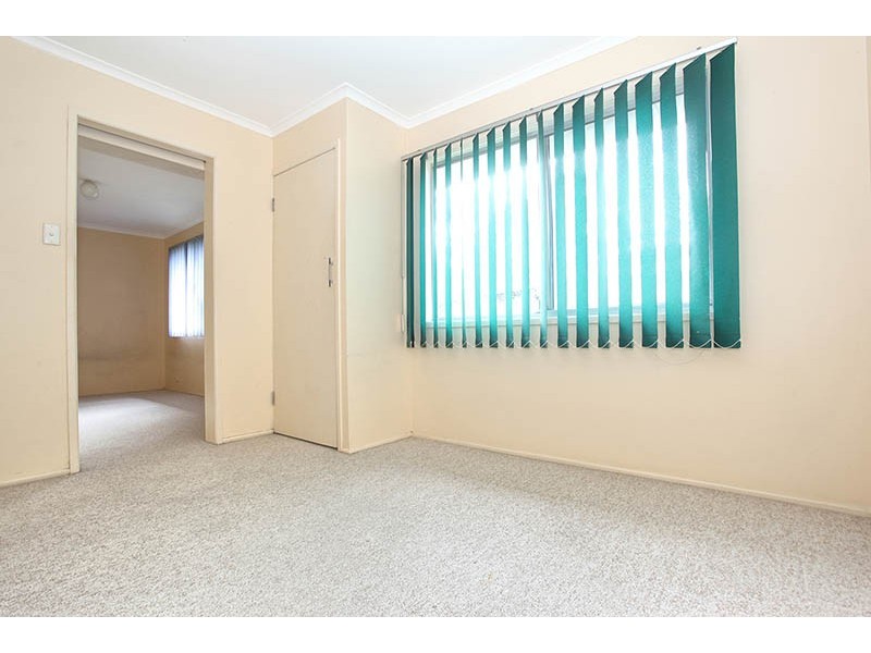 15 Fawcett Street, Kingston QLD 4114