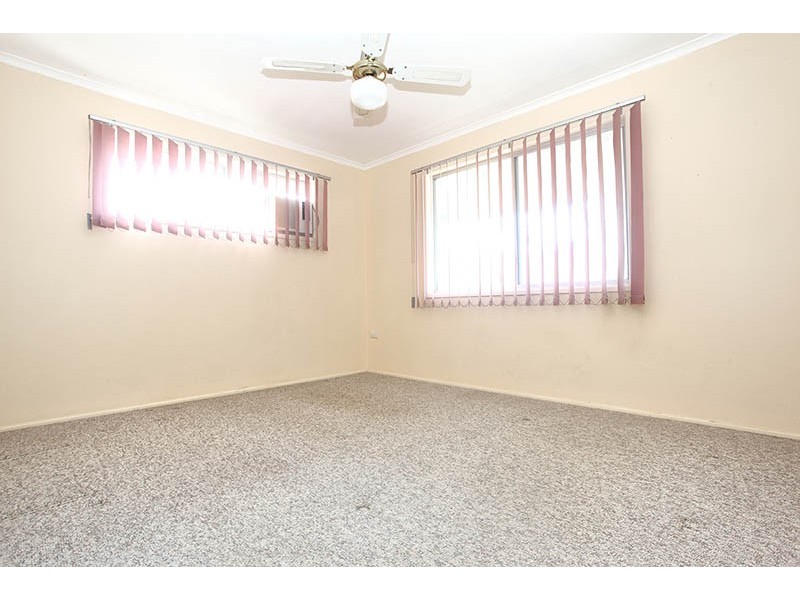 15 Fawcett Street, Kingston QLD 4114