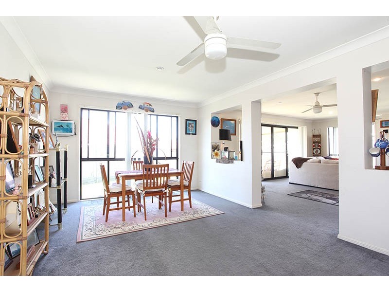 11 Ella Court, Marsden QLD 4132